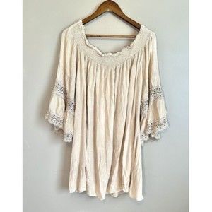 Tunic Oversized with embroidered Accents Flutter Sleeve Sz XL